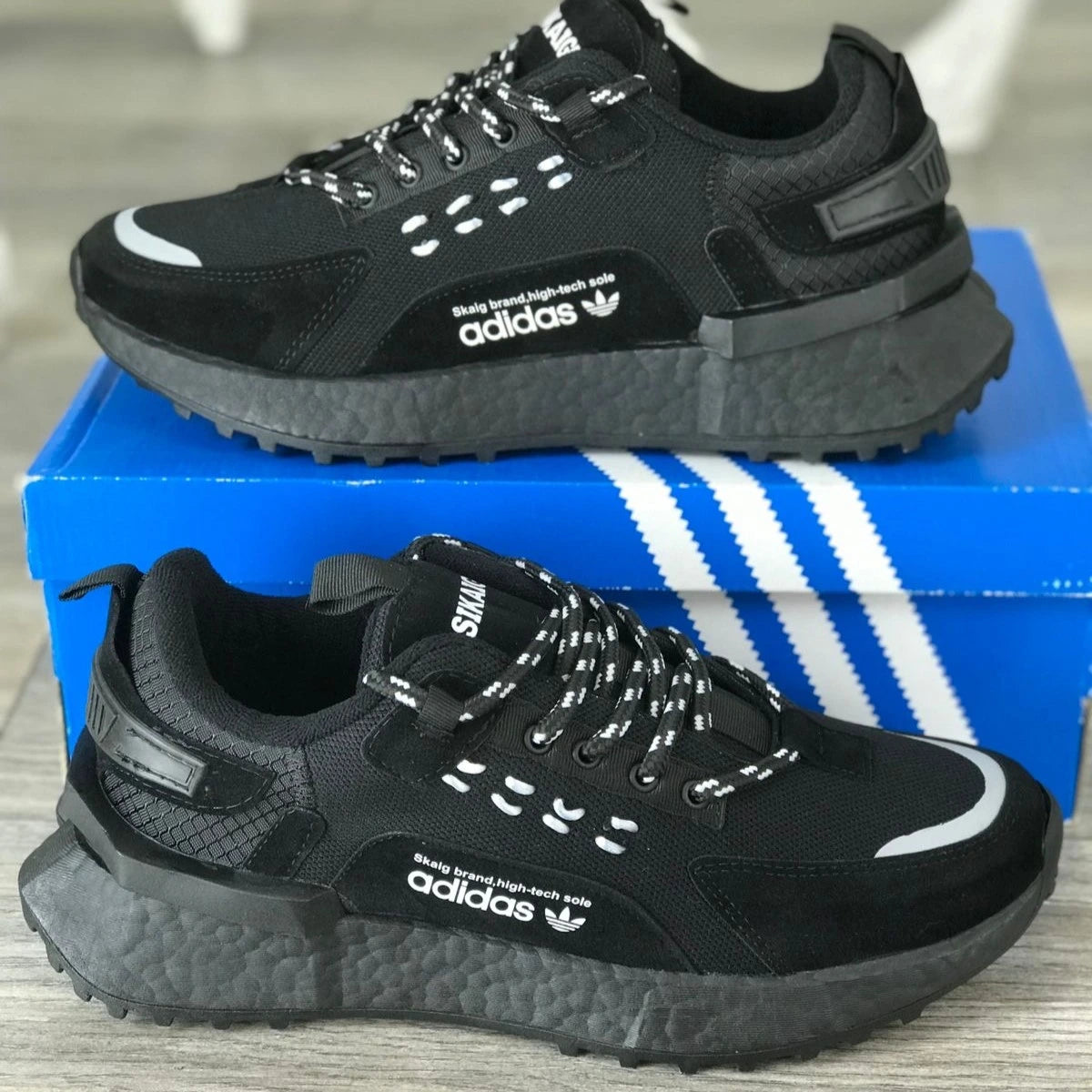 ZAPATILLAS ADIDAS SIKAIGE - UNISEX