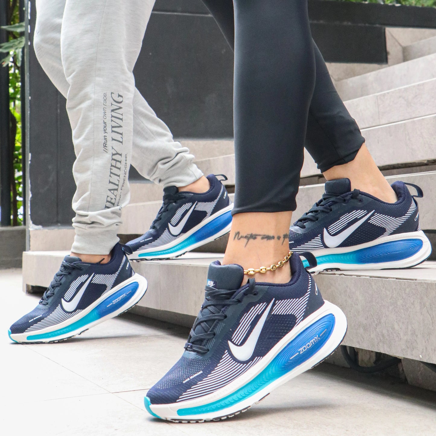 ZAPATILLAS NIKE VOMERO 18 - UNISEX